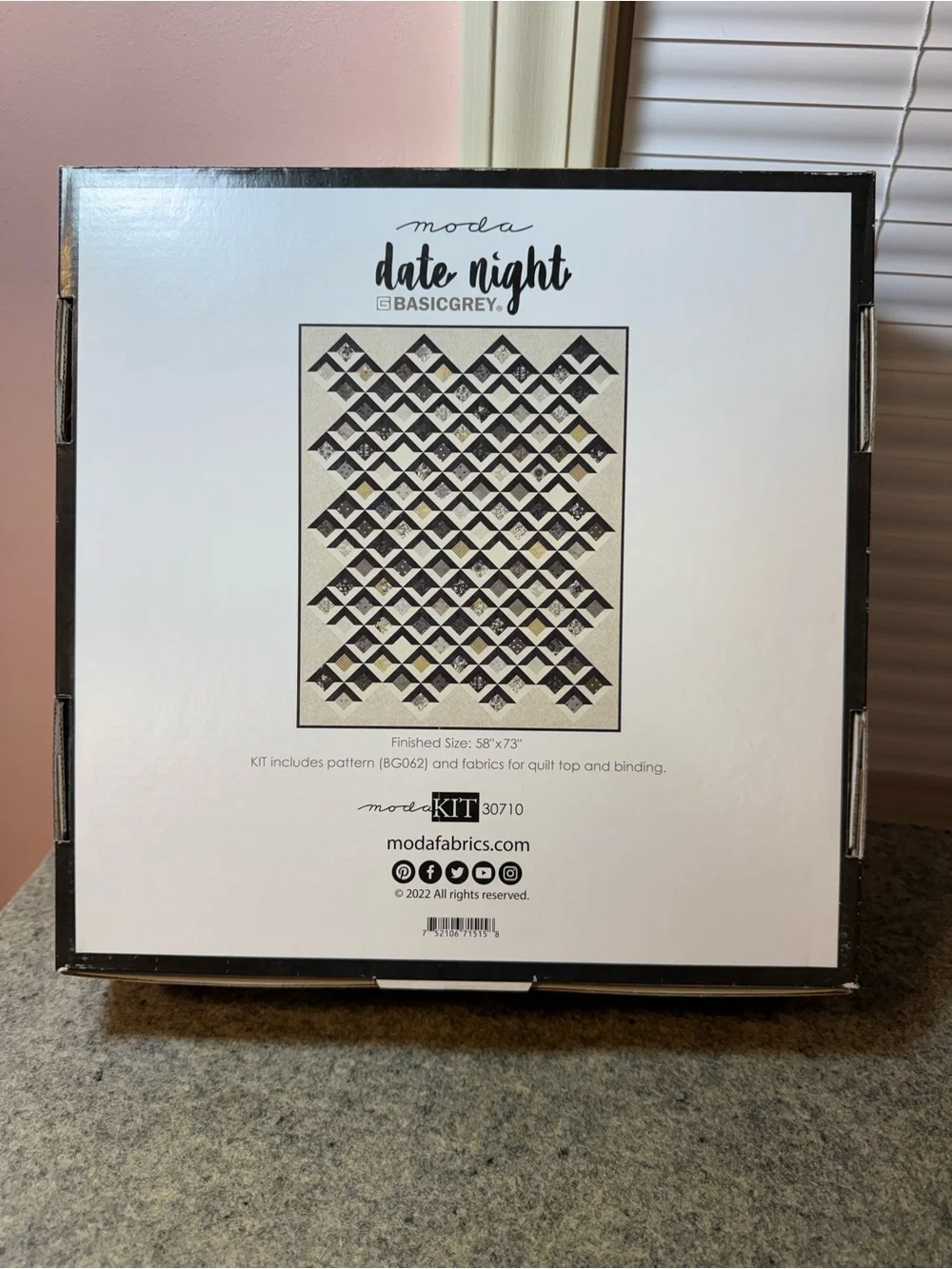 Moda Date Night Quilt Kit in Black, Cream & Gold